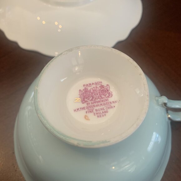 Paragon Double Warrant Cabbage Rose Pale Blue Teacup and Saucer 1940s Vintage - Picture 4 of 16